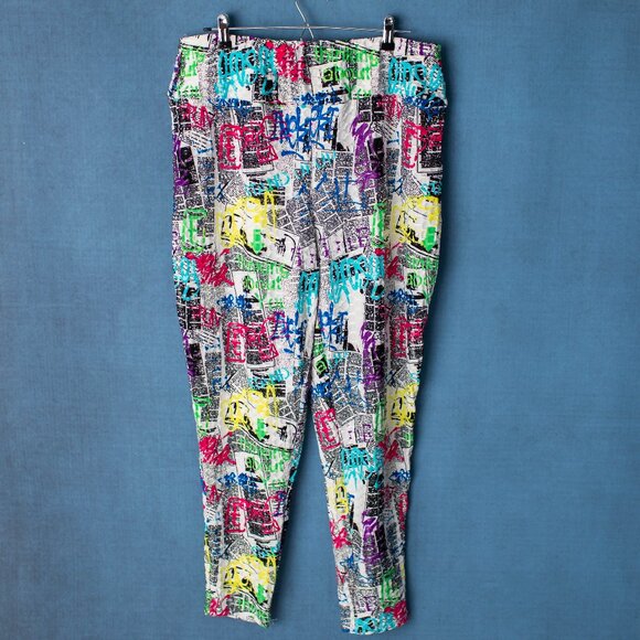 Love Star Pants - Love Star Graffiti Style Scrunch Butt Women's 3XL Leggings